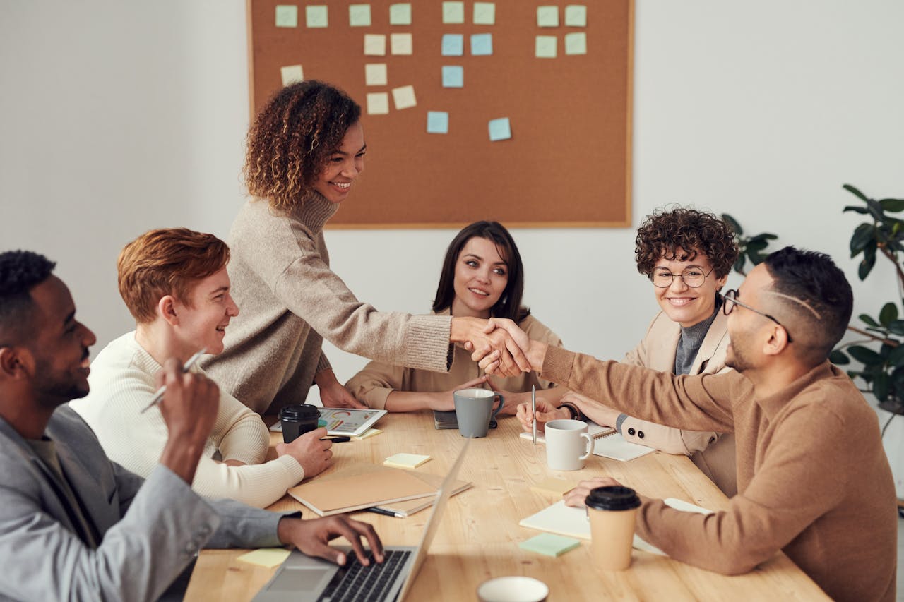 How an Effective Onboarding Programme Boosts Employee Retention: What to Expect in 2025