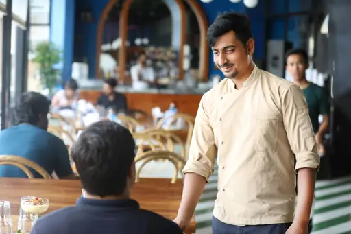 Expert LMS Industries: App Based Hospitality Training Software | Mobile LMS For Frontline Staff