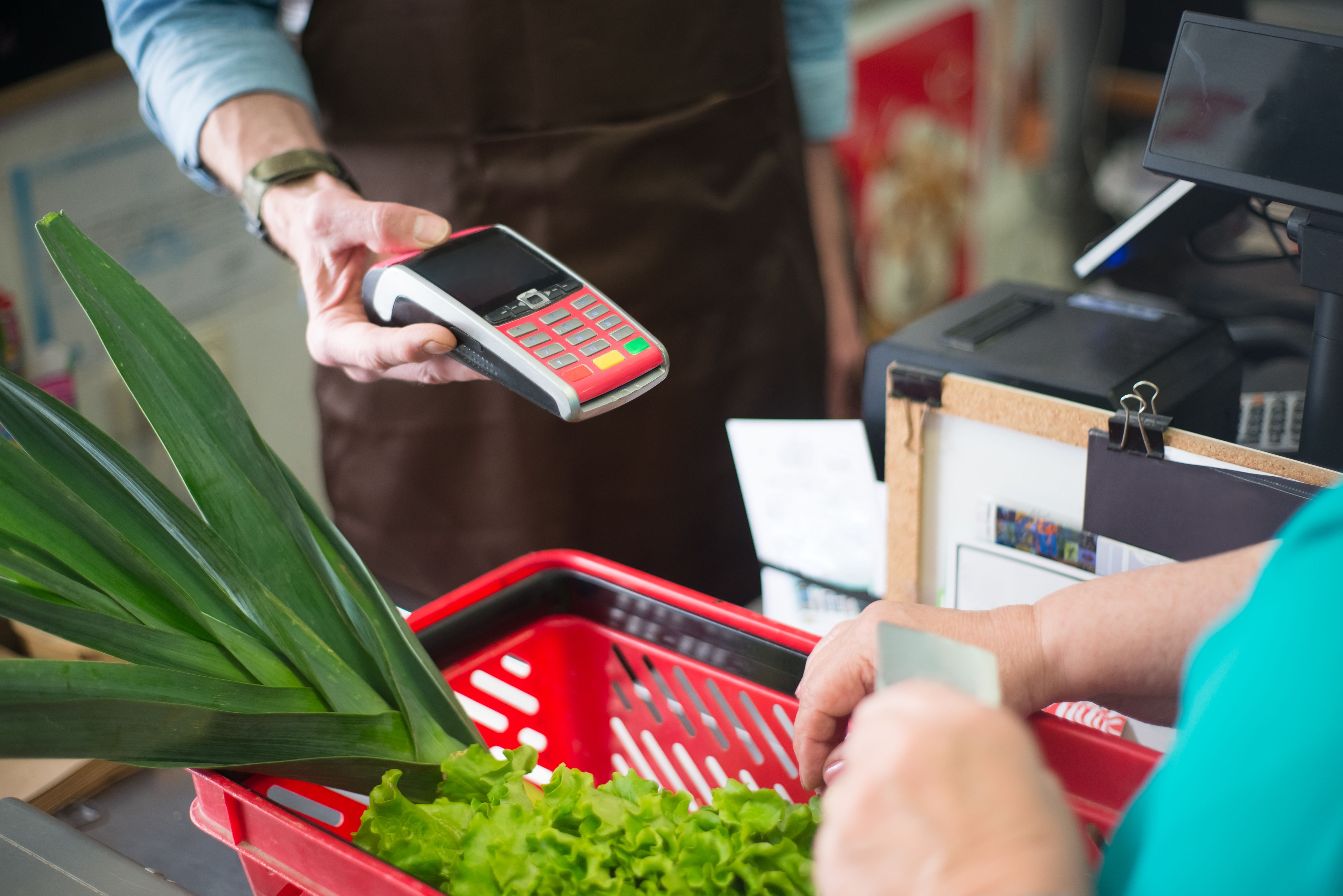 Grocery Store Employee Training & Onboarding Software